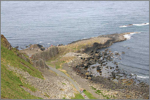 Das Ende des Giant's Causeway, Antrim/Nordirland