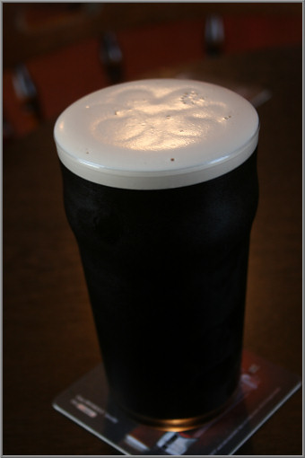 Guinness mit Shamrock