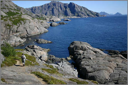 Küste zwischen Nesland und Nusfjord